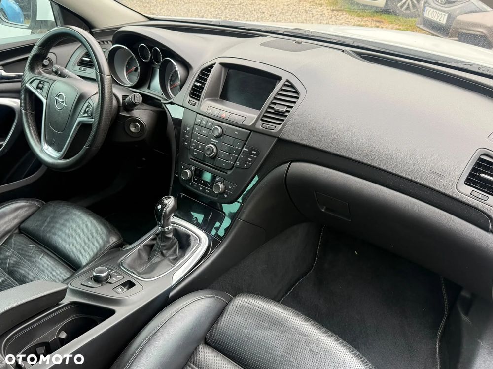 Opel Insignia 2.0 T Cosmo - 14