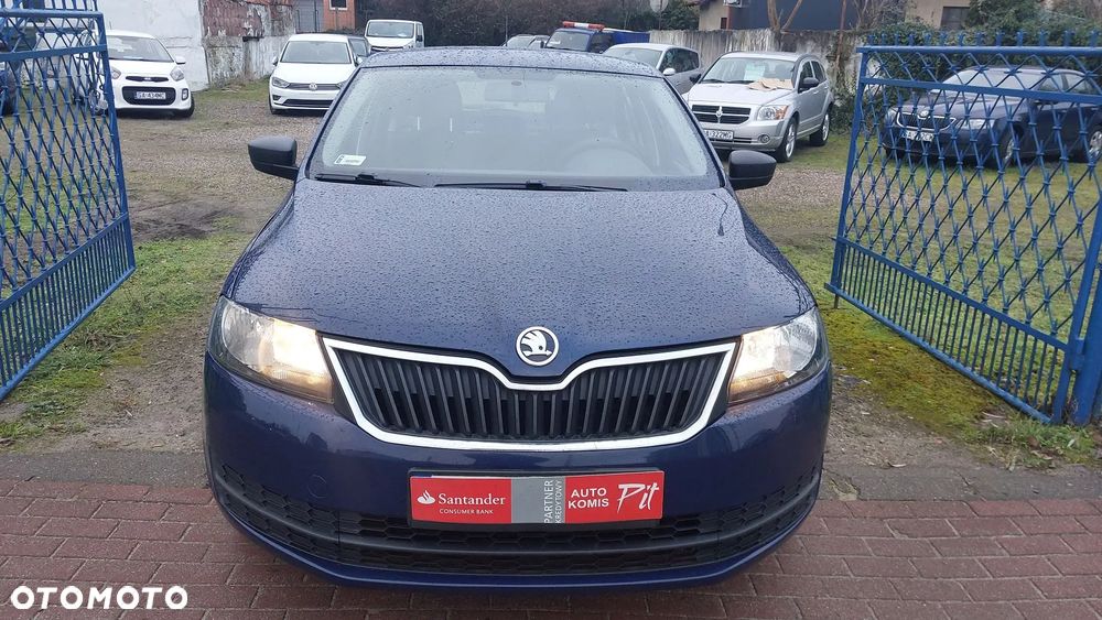 Skoda RAPID 1.2 MPI Active - 10