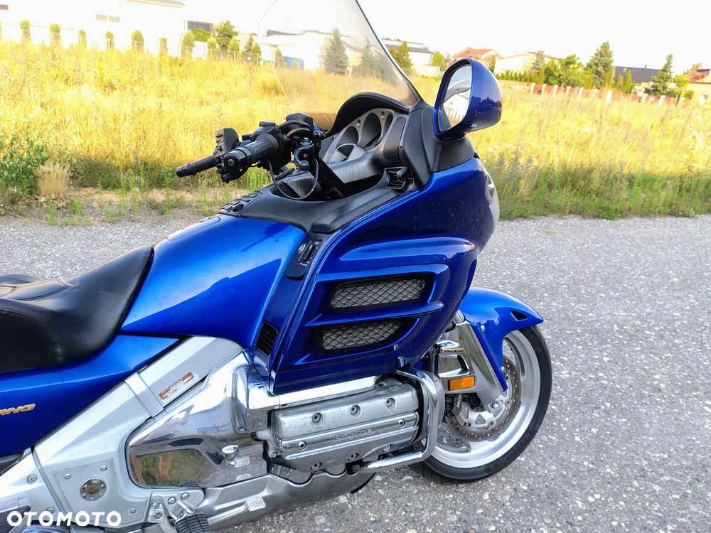 Honda GL - 9