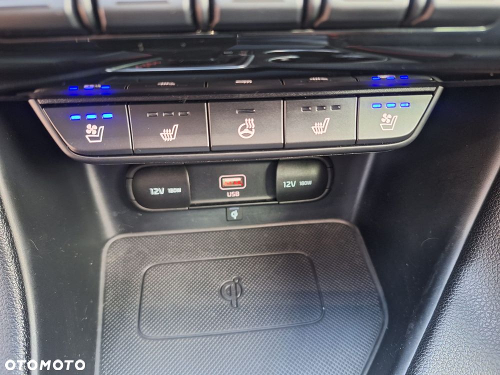 Kia Sportage 1.6 T-GDI AWD DCT GT LINE - 3