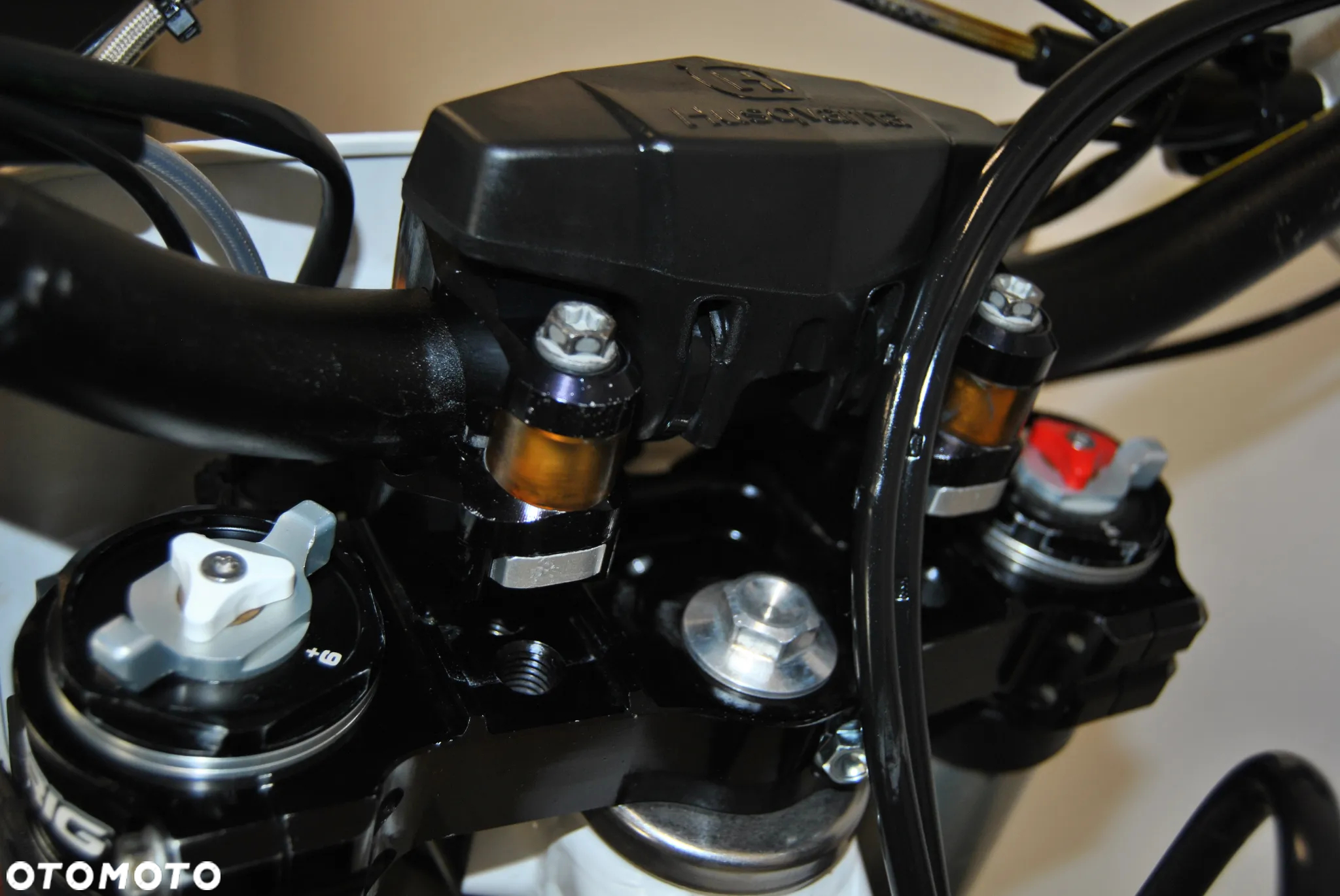 Husqvarna FE - 9