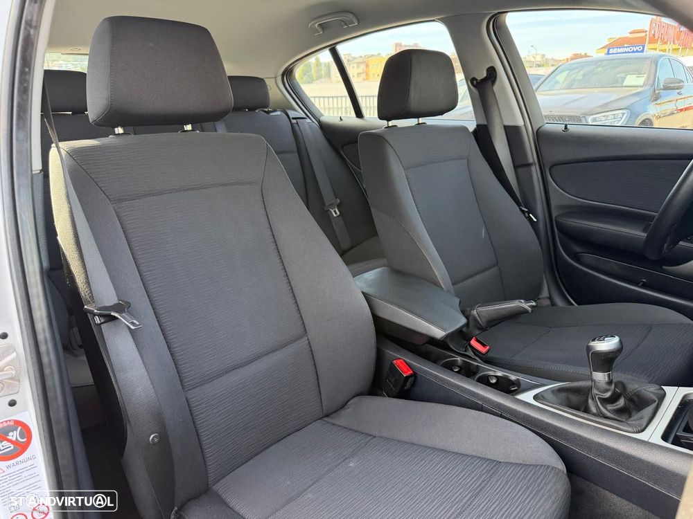BMW 118 d Line Sport - 17