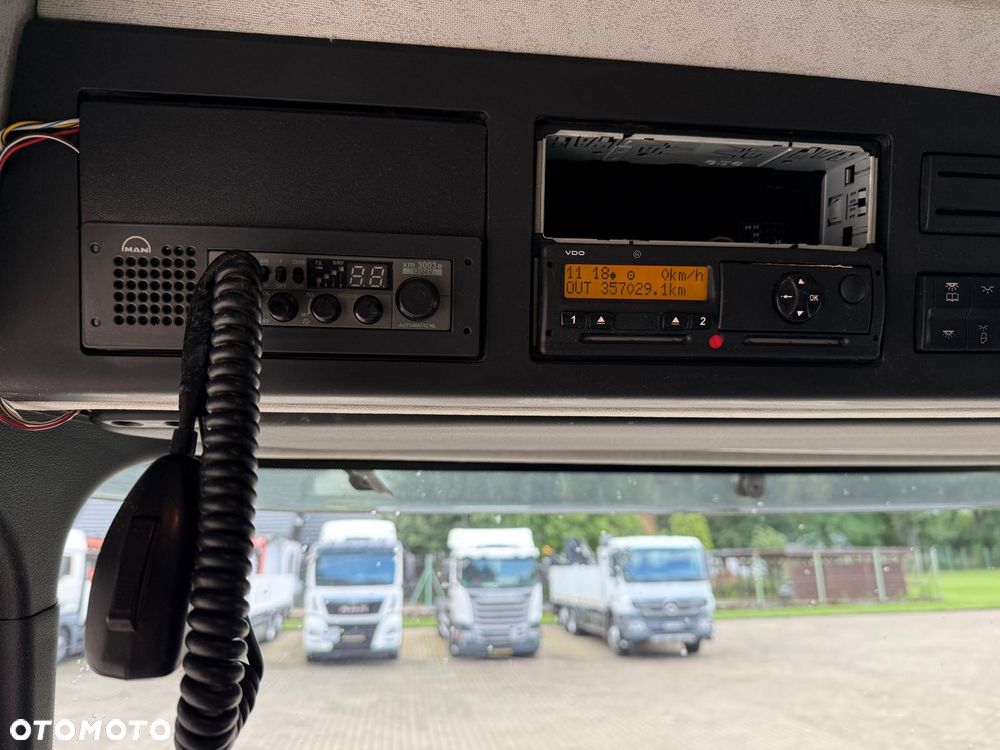 Mercedes-Benz 3240 AROCS wywrotka 8x4, 3-str. MEILLER, BORDMATIC, 357 t.km.! - 24