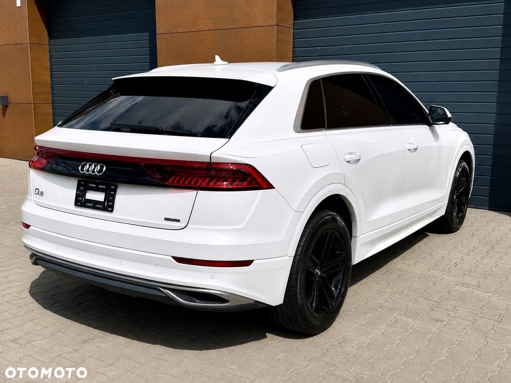 Audi Q8 - 4
