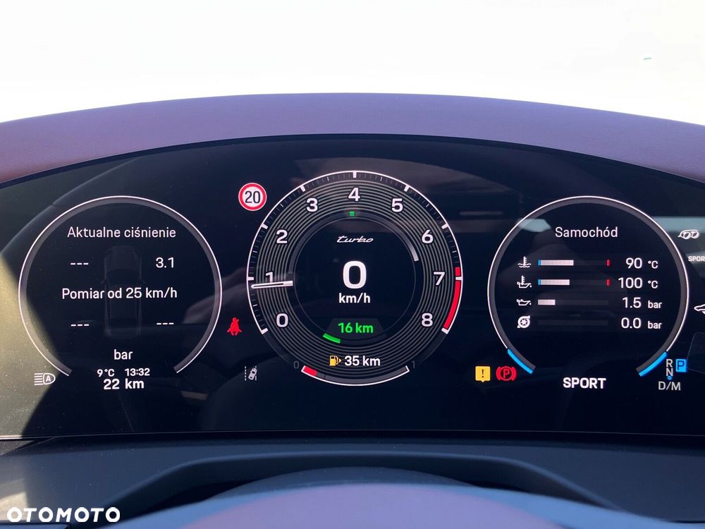 Porsche Panamera - 25