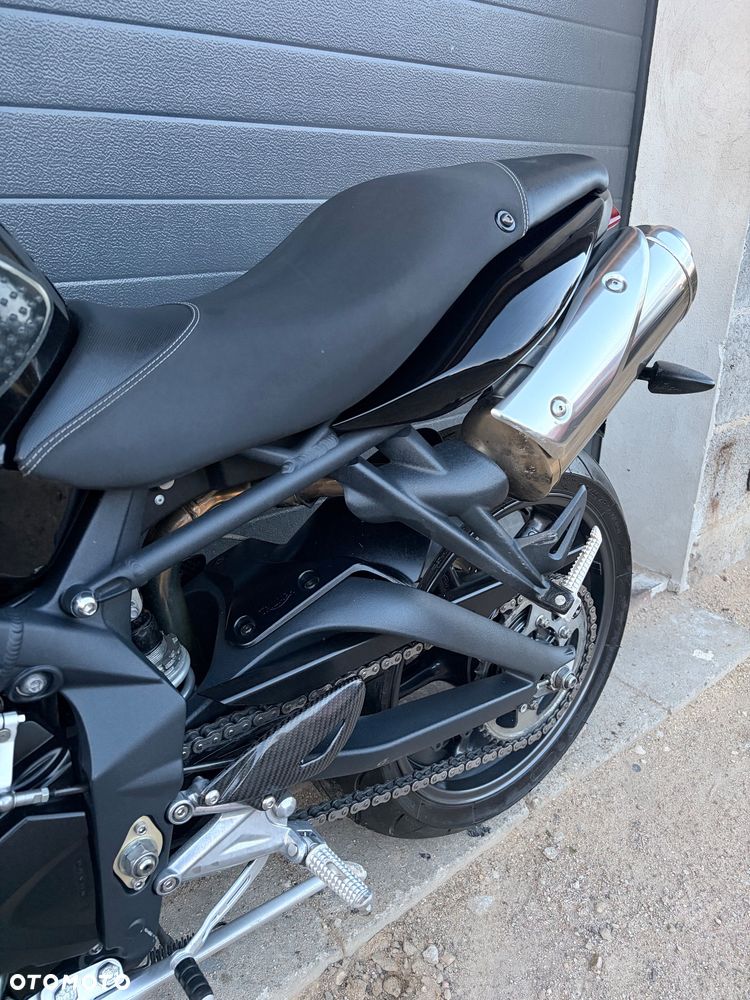 Triumph Street Triple - 5