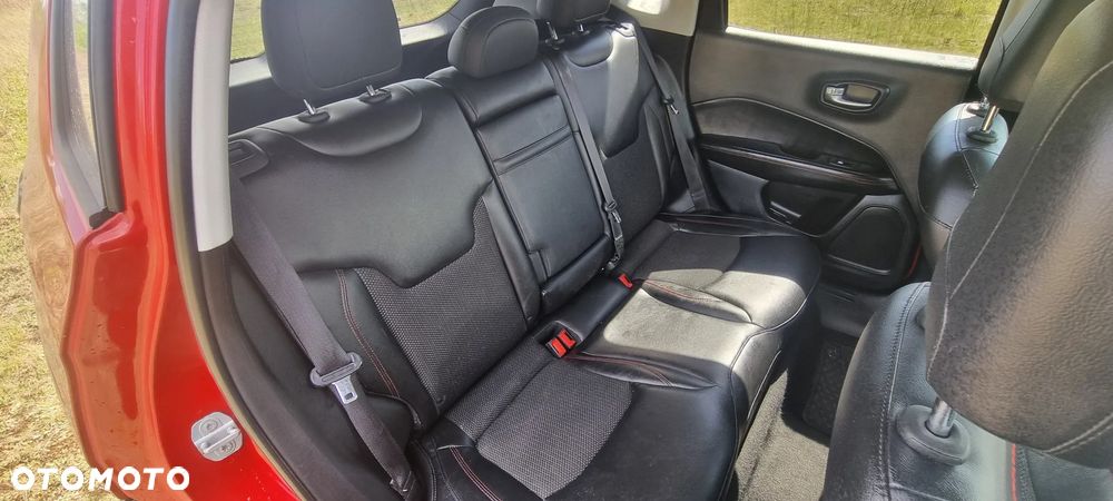 Jeep Compass - 21