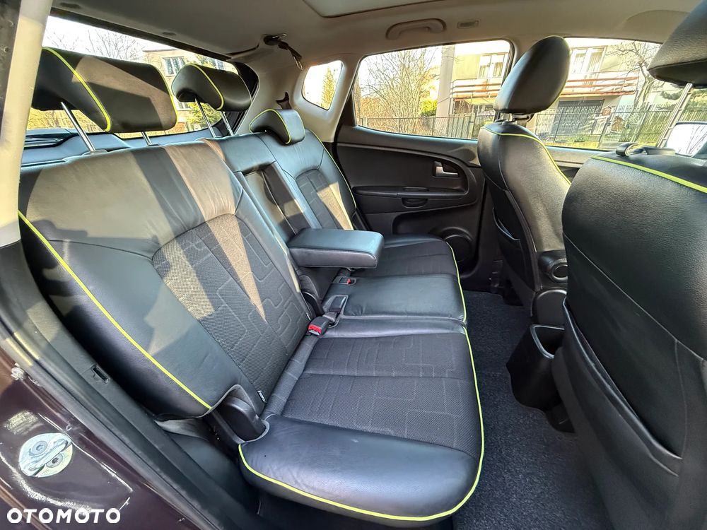 Kia Venga 1.6 CRDi 128 ISG Spirit - 23