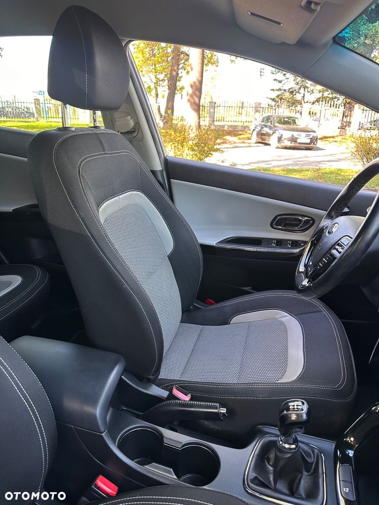 Kia Ceed - 26