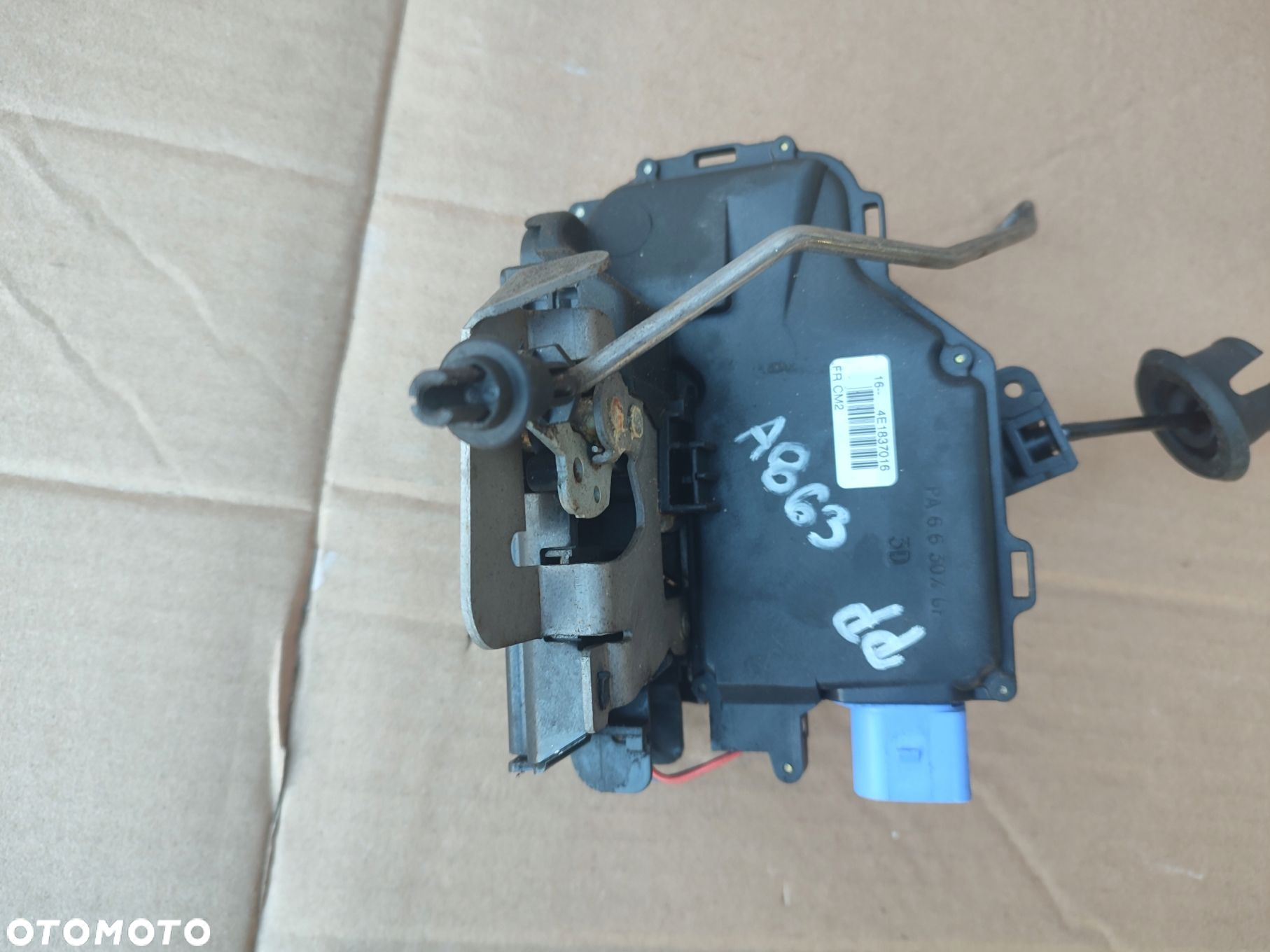 Zamek drzwi prawy przód AUDI A8 D3 EUROPA 7 PIN 4E1837016 - 2