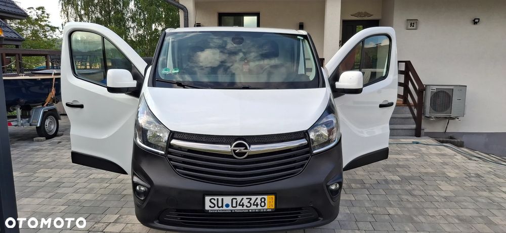 Opel Vivaro - 12
