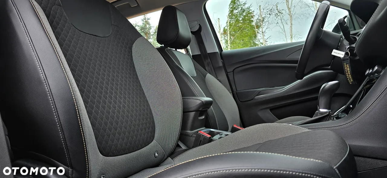 Opel Grandland X 1.5 CDTI Ultimate S&S - 9