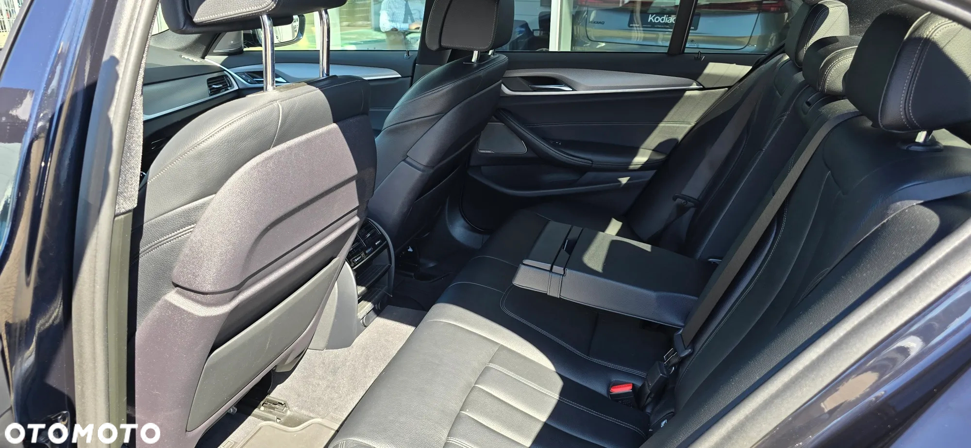 BMW Seria 5 520d M Sport sport - 10