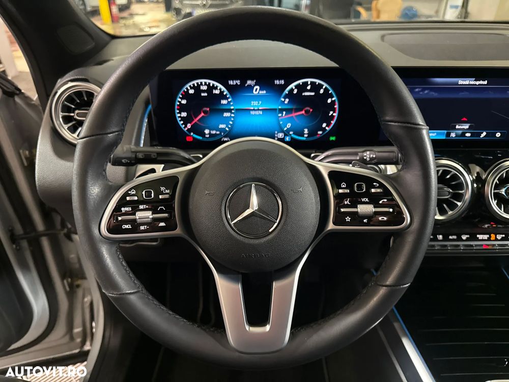 Mercedes-Benz GLB 200 7G-DCT - 15