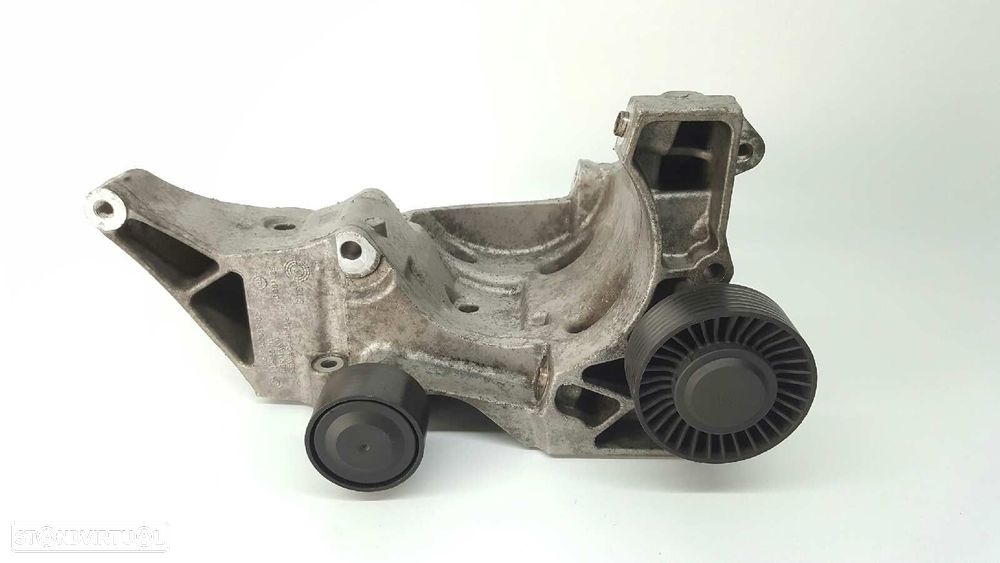 SOPORTE DO ALTERNADOR BMW SERIE 1 COUPE (E82) 123D - 1