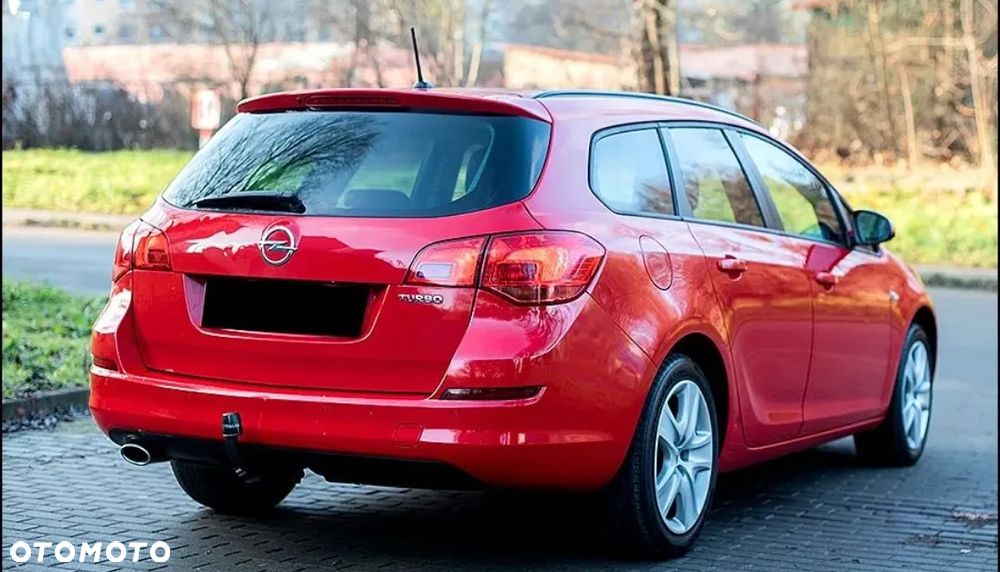 Opel Astra 1.4 Turbo Cosmo - 2