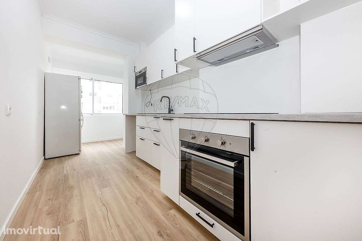 Apartamento T2 para arrendamento - Grande imagem: 2/22