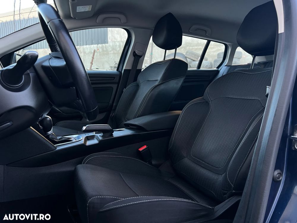 Renault Megane Estate 1.5 dCI EDC Intens - 5