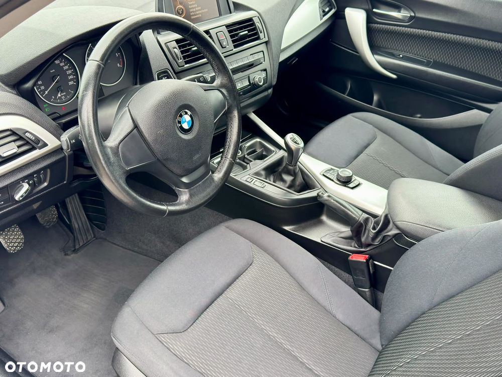 BMW Seria 1 116d - 16