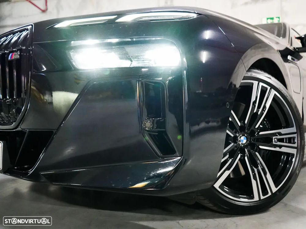 BMW 760 M760e xDrive - 23