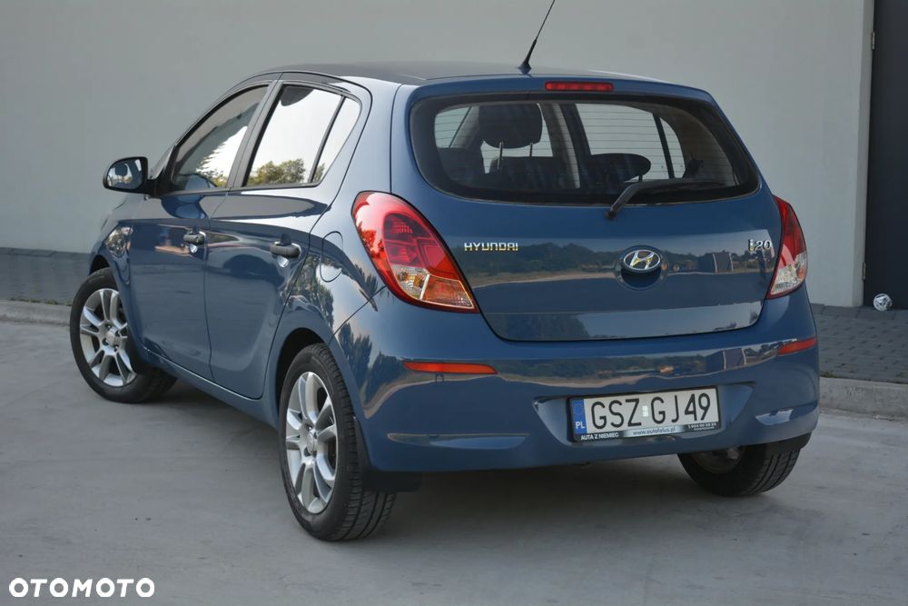 Hyundai i20 - 13