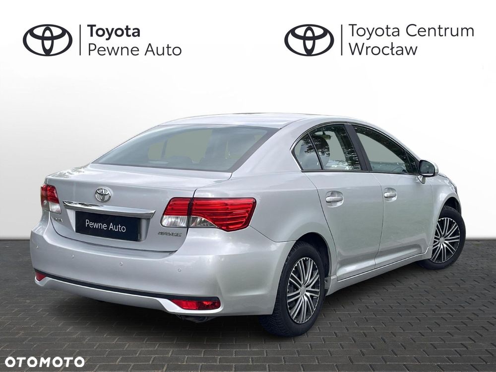 Toyota Avensis 1.8 Active - 5