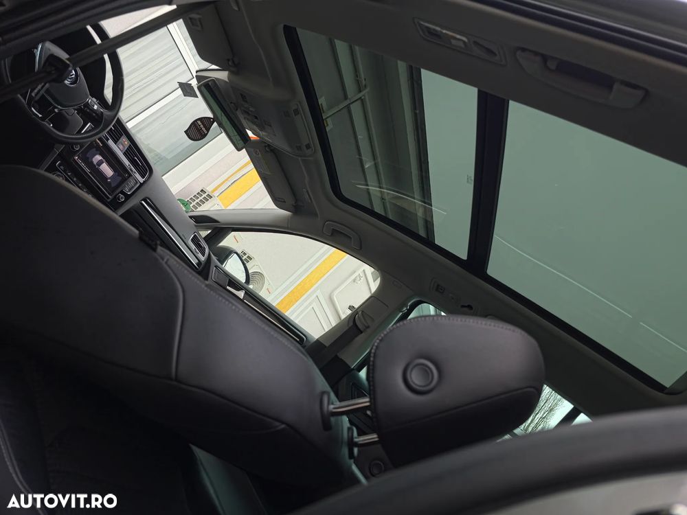 Volkswagen Golf 2.0 TDI (BlueMotion Technology) Highline - 34