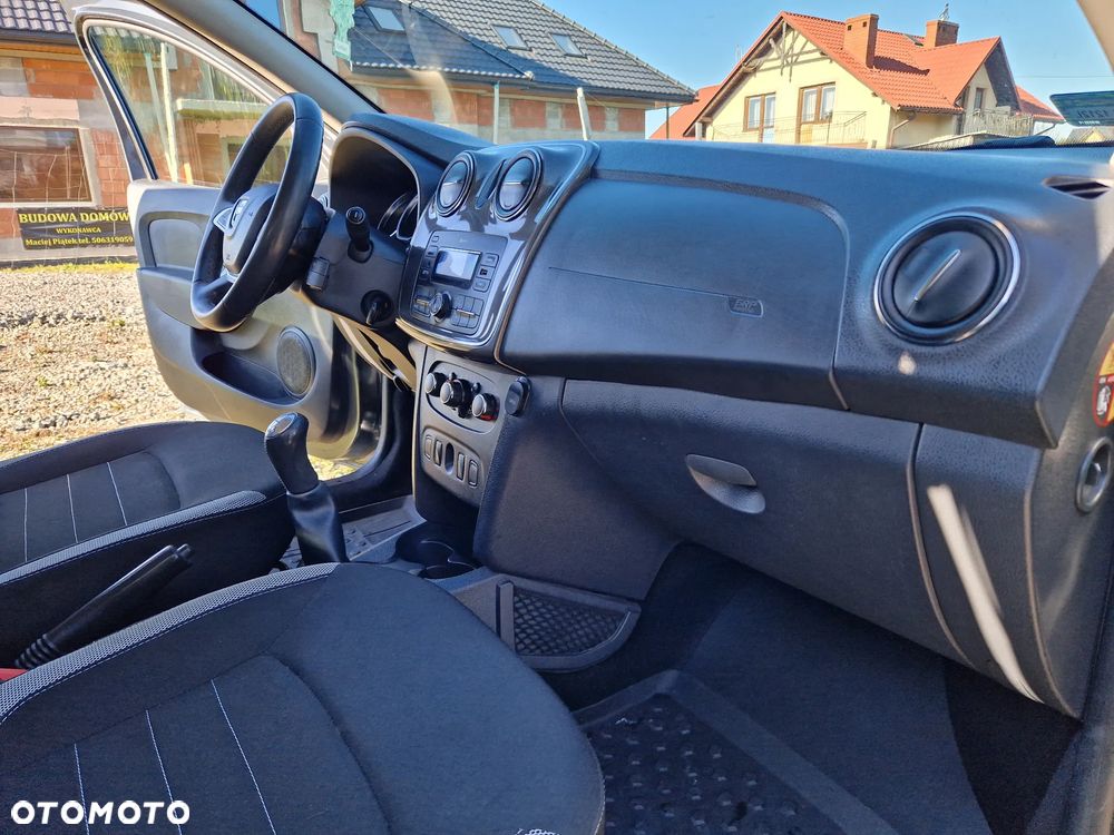 Dacia Sandero 0.9 TCe Laureate - 25