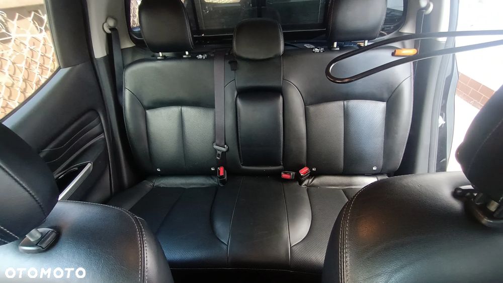 Mitsubishi L200 2.2 d DC Instyle Plus - 6