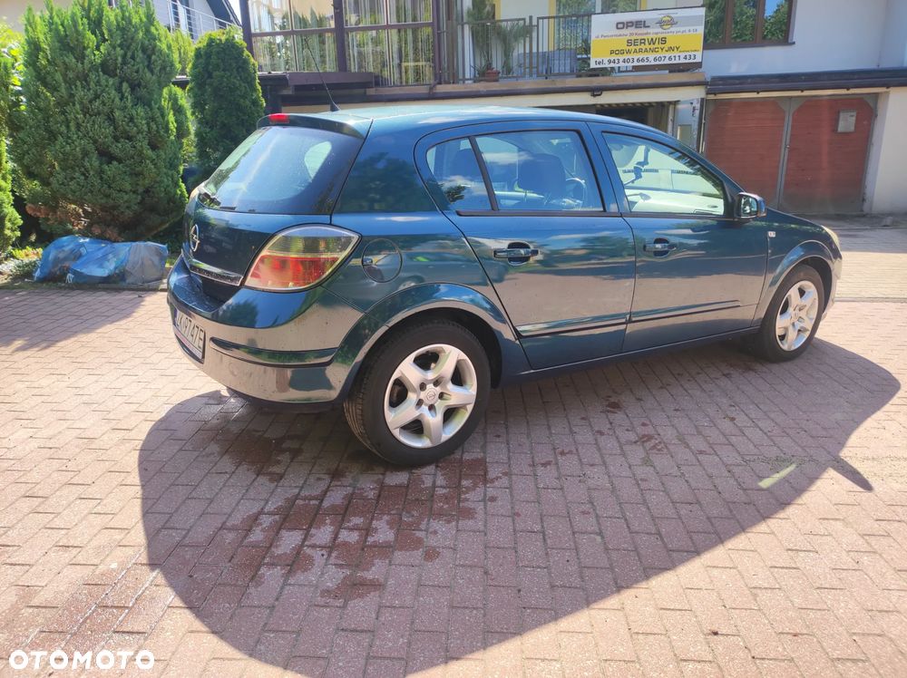 Opel Astra 1.4 - 4