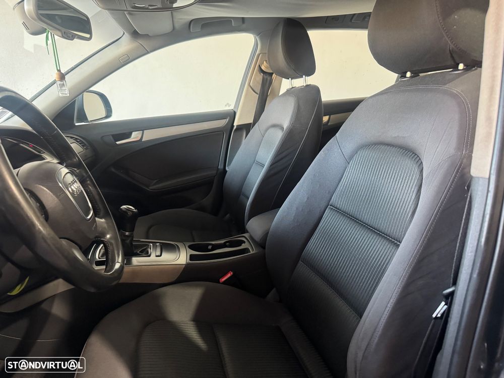 Audi A4 Avant 2.0 TDI Exclusive - 6