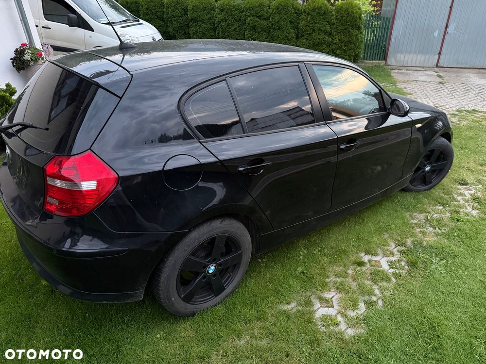 BMW Seria 1 116i - 4