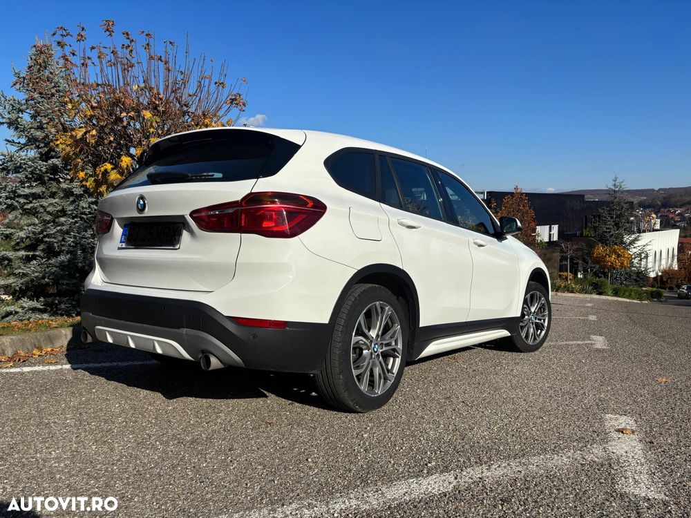 BMW X1 xDrive20d AT - 9