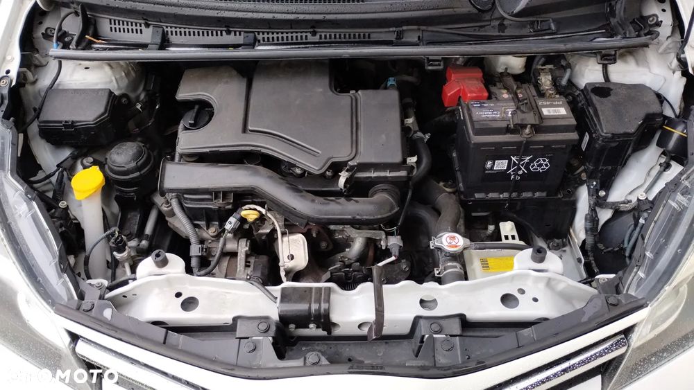 Toyota Yaris - 24