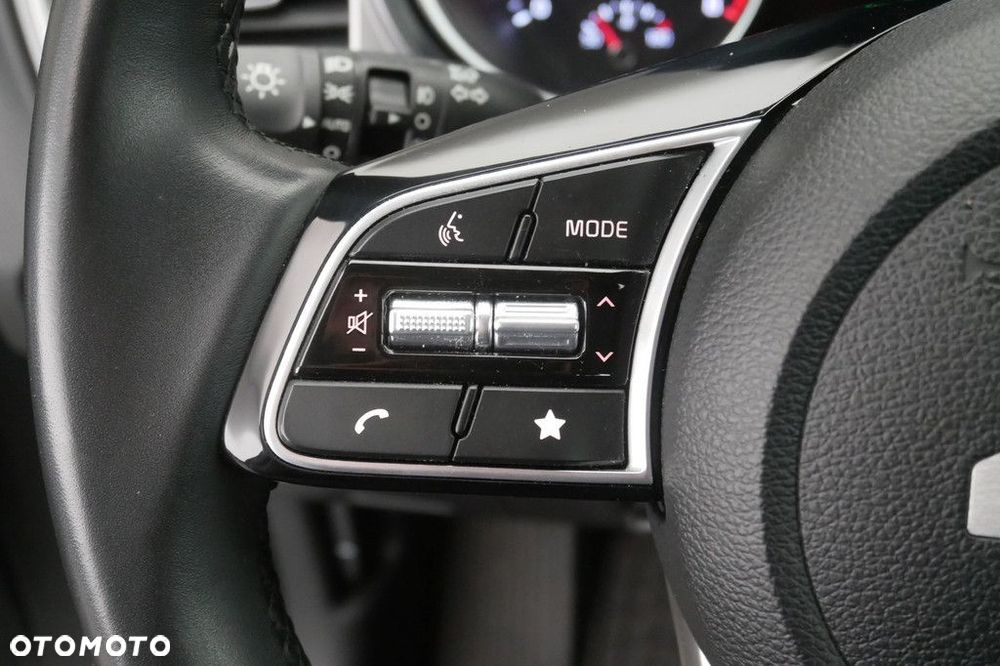 Kia Ceed 1.5 T-GDI M - 21