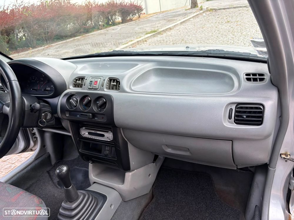 Nissan Micra 1.0 LX - 6