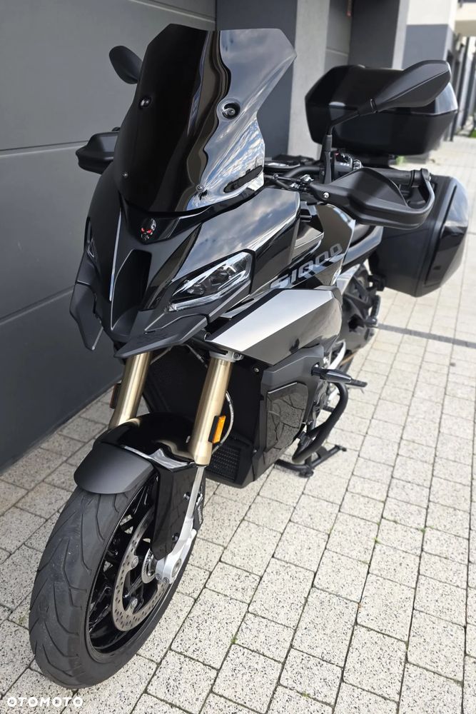 BMW XR - 7