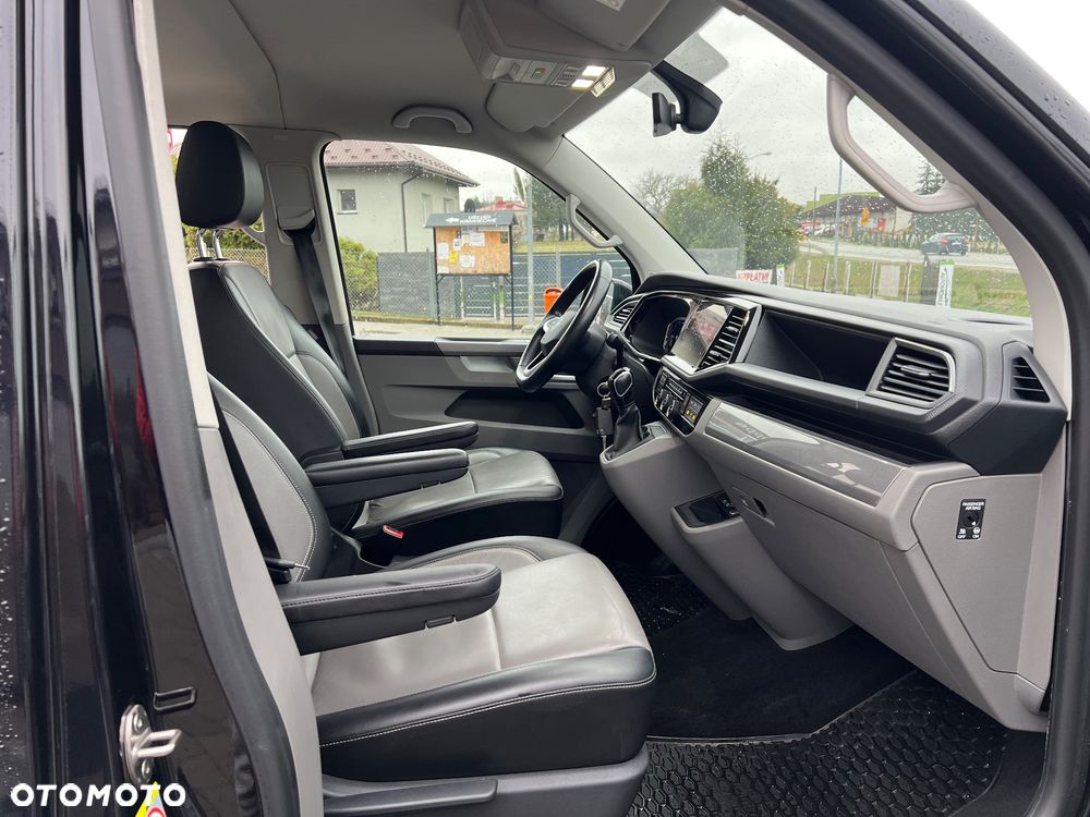 Volkswagen Caravelle - 27