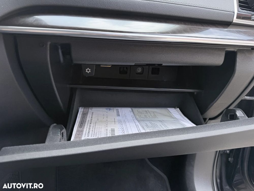 Volvo XC 90 - 5