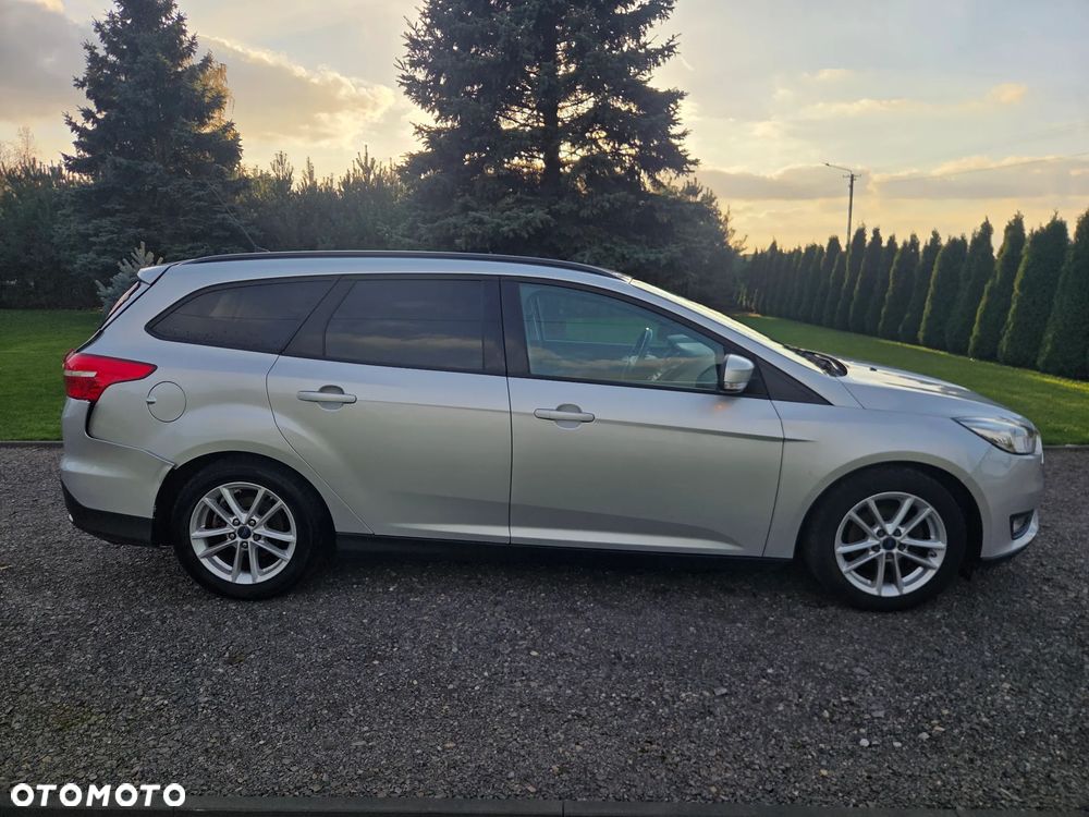 Ford Focus 2016 photo 2