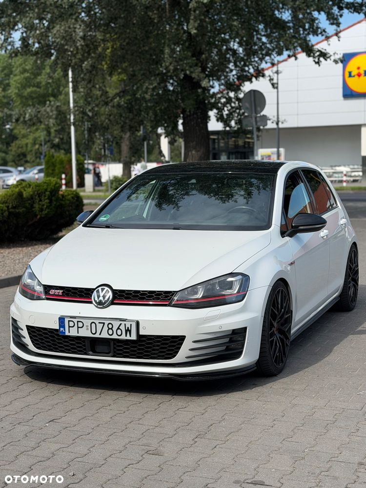 Volkswagen Golf GTI Performance BlueMotion Technology DSG - 14