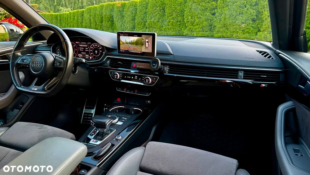 Audi A4 Avant - 22
