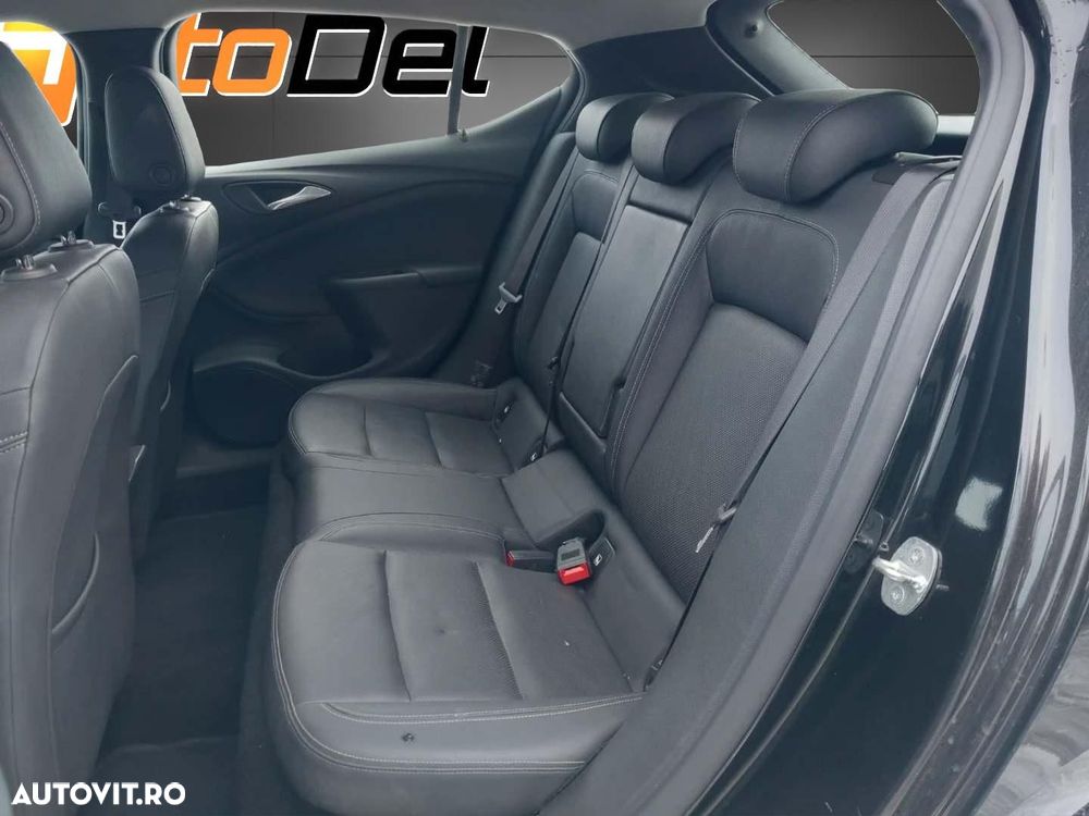 Opel Astra 1.5 D Start/Stop Automatik Business Edition - 10