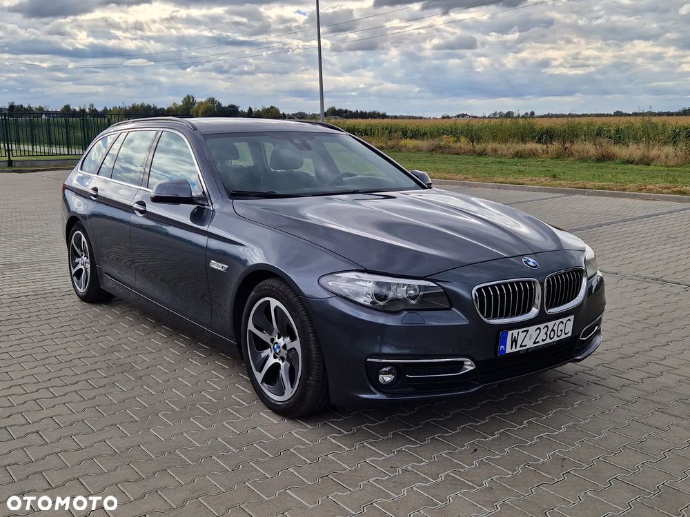 BMW Seria 5 525d Touring Luxury Line - 1