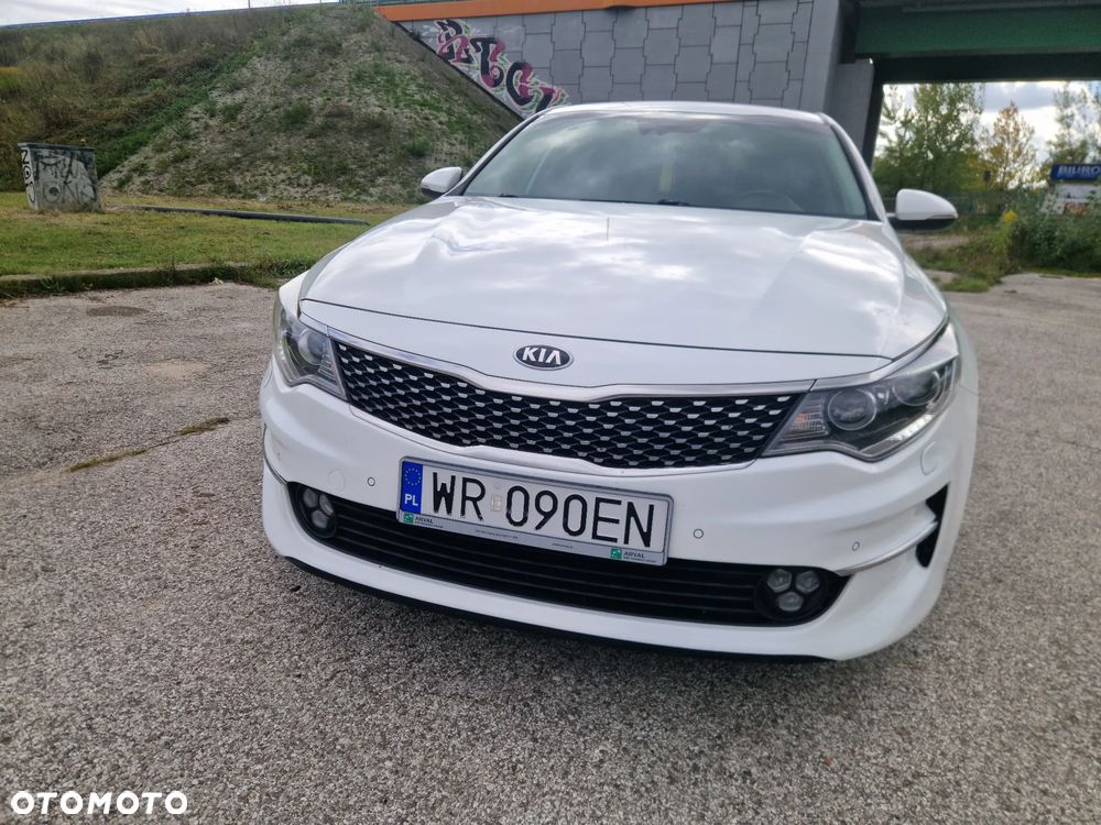 Kia Optima - 37