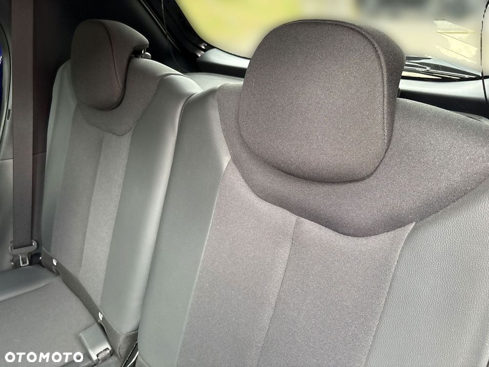 Toyota Aygo X 1.0 VVT-i Executive CVT - 16