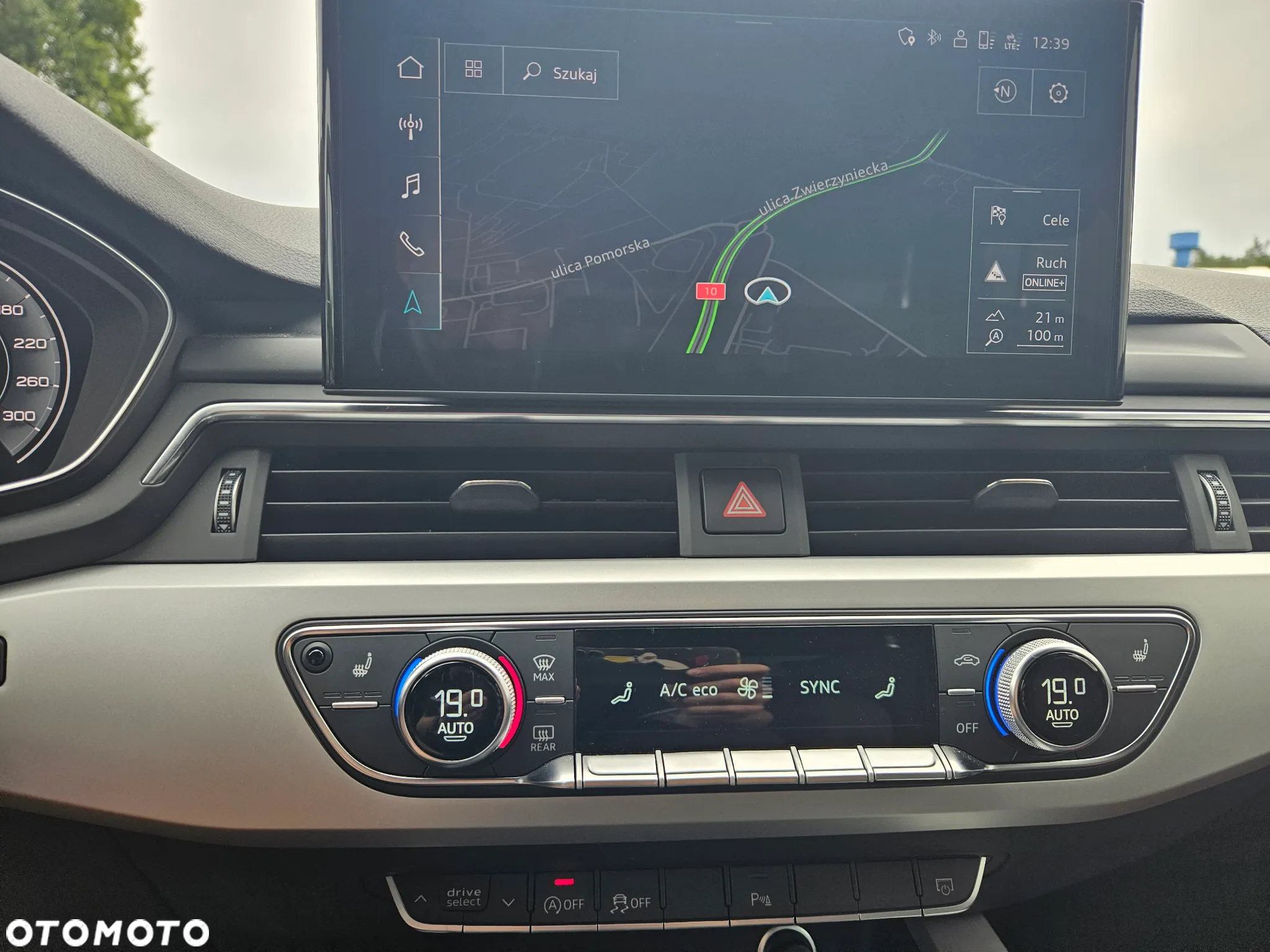 Audi A4 - 4