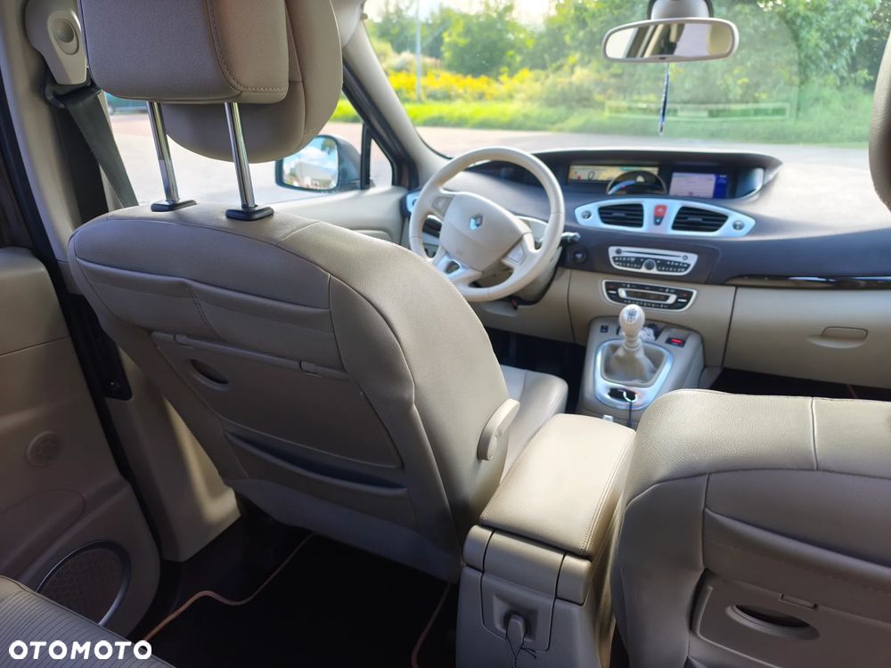 Renault Scenic dCi 160 FAP Dynamique - 12