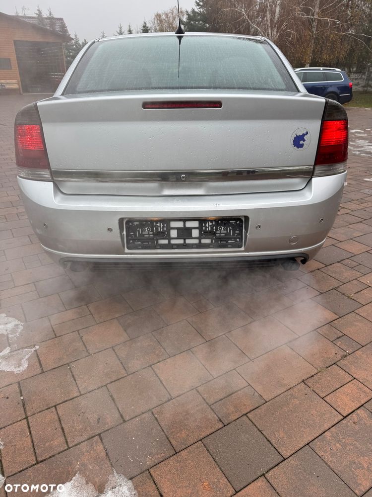 Opel Vectra GTS 2.2 DTI - 3