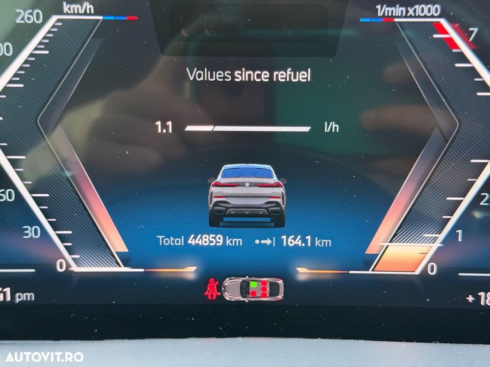 BMW X6 xDrive40i AT MHEV - 16
